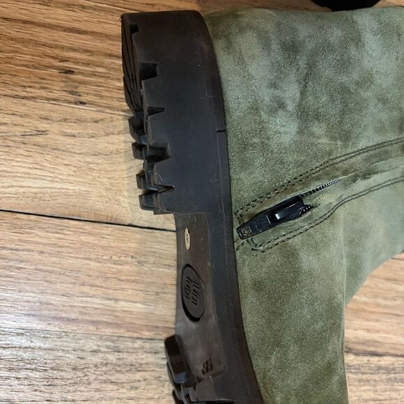 Green sued lug  sole midcalf boots - Picture 8 of 12